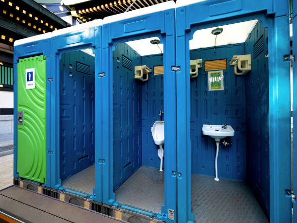 Portable Toilet Options We Offer in Saunders Lake, OR